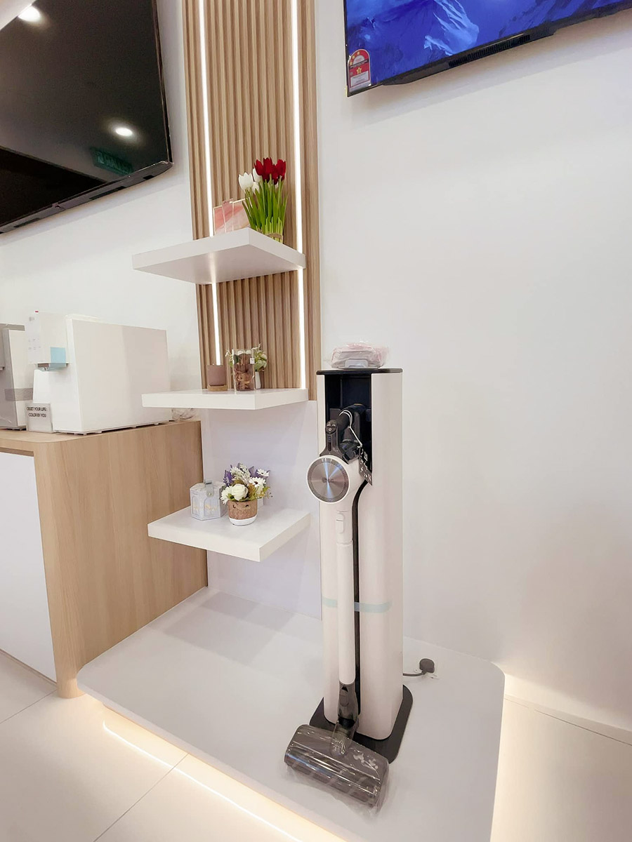 LG PuriCare Paradigm Mall, Petaling Jaya